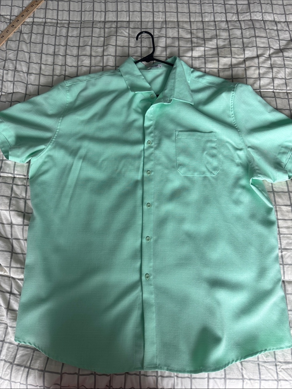 Men's Casual Short-Sleeve Button-Down Shirt — Mint Green